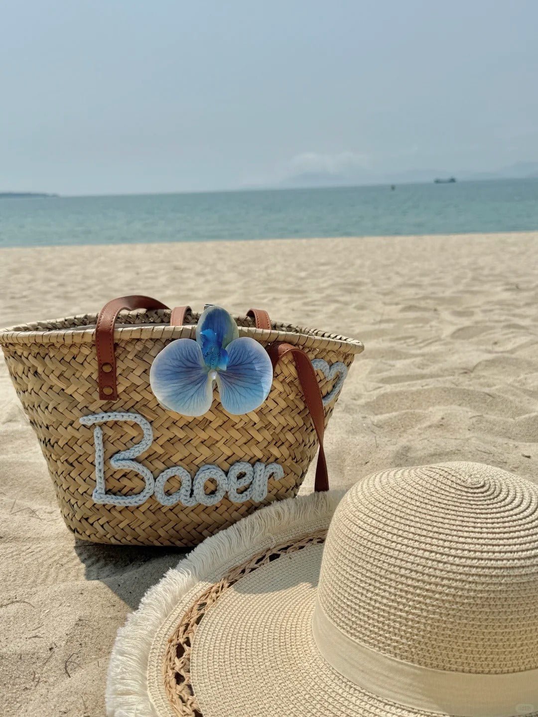 Beach & Vacation Bags - STRAWAURA