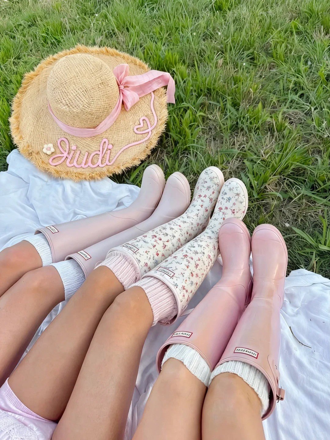 Vacation Collection - STRAWAURA